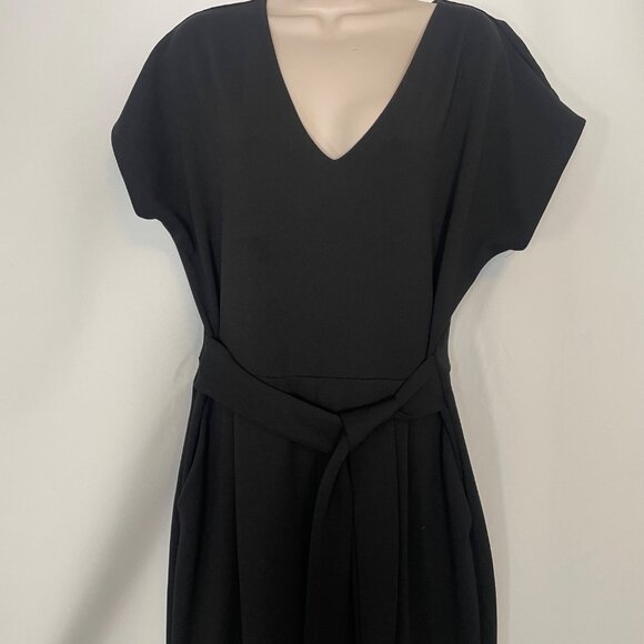 Express Womens Pitch Black V-Neck Jumpsuit Tie Waist SS Elegant $98 NEW Classic - Picture 2 of 10